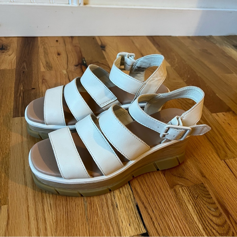 Sorel Women's Joanie III Ankle Strap Sandals in Chalk